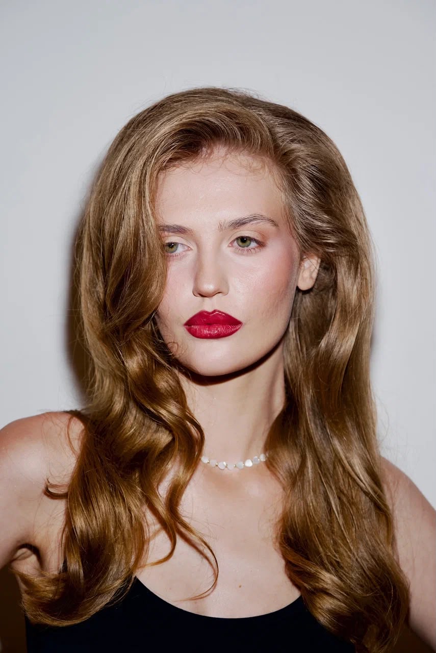 Arina, represented by Why Not Model · Portfolio