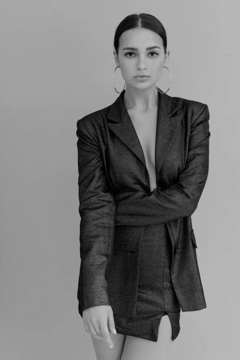 alena-whynotmodel12