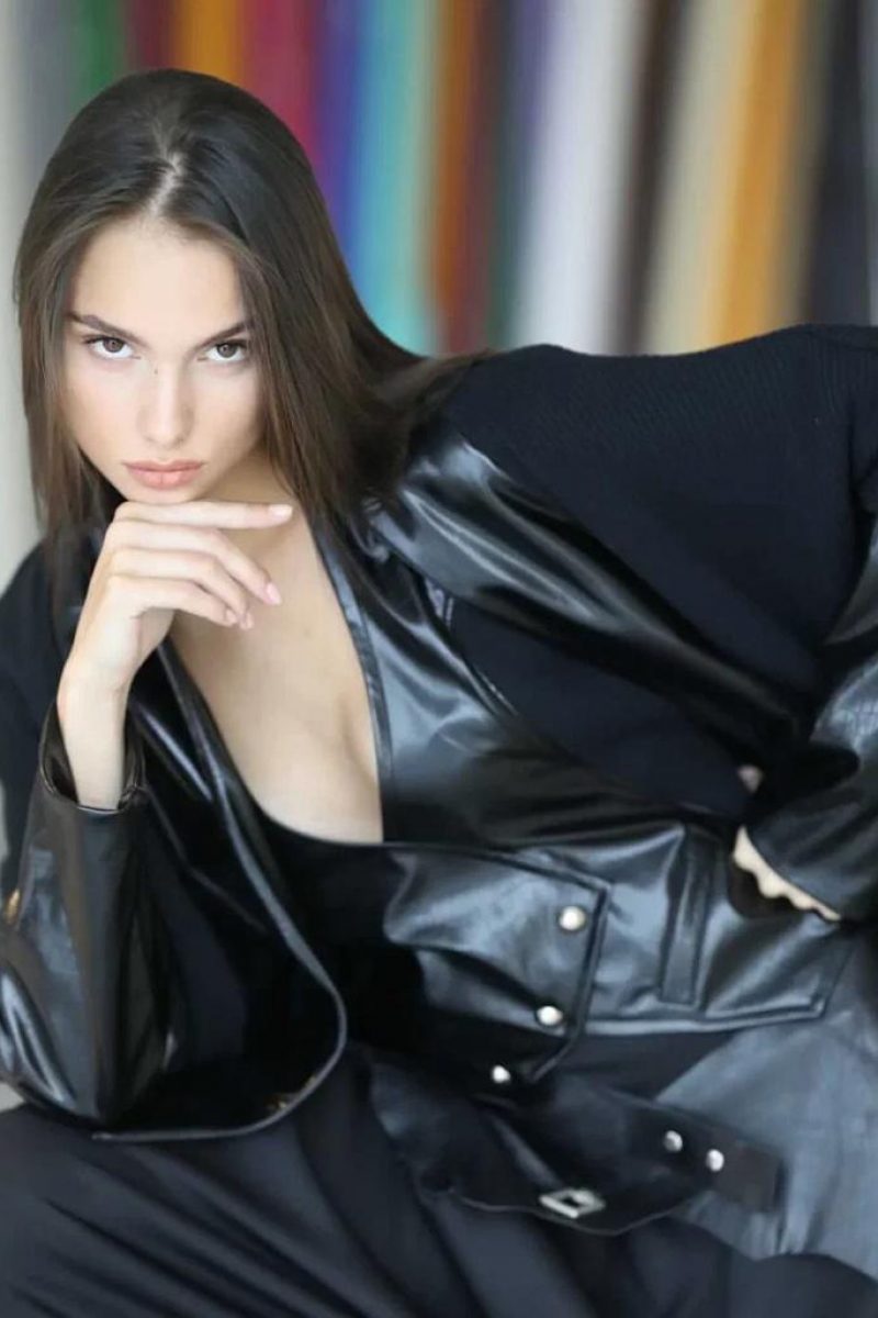 valery-whynotmodel18