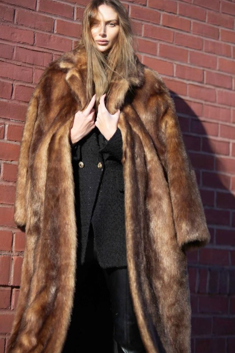 whynotmodel_clara_16